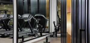 london dock facilities