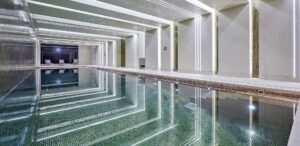 london dock facilities